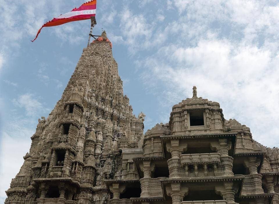 shree-dwarkadhish-temple-dwarka-ho-dwarka-gujarat-temples-blmltg