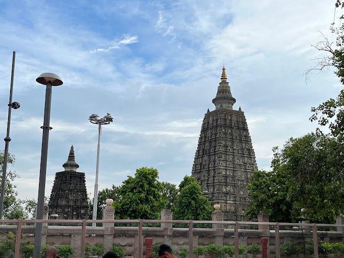 Mahabodhi Temple, Bodhgaya 22