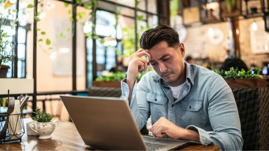 Review Rage: Dealing with Angry and Frustrated Customers