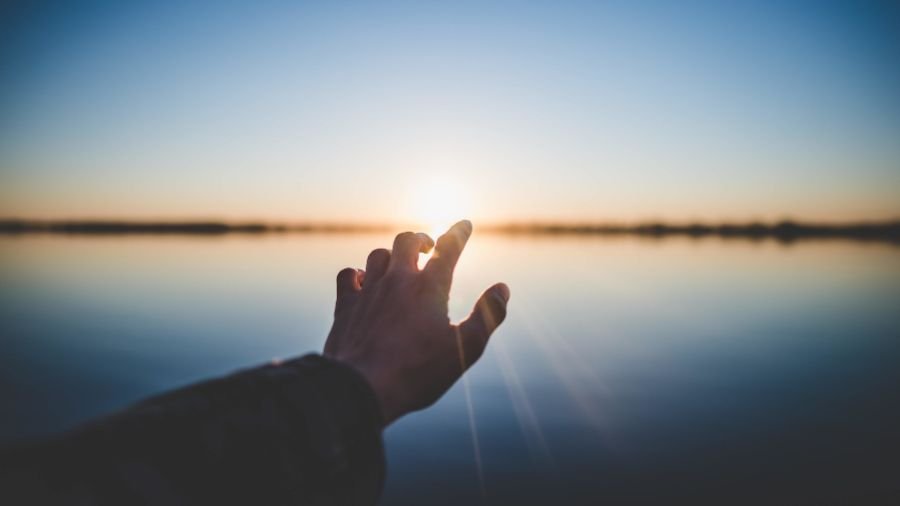 Review Recovery Unveiled: Crafting Trust in PR Narratives